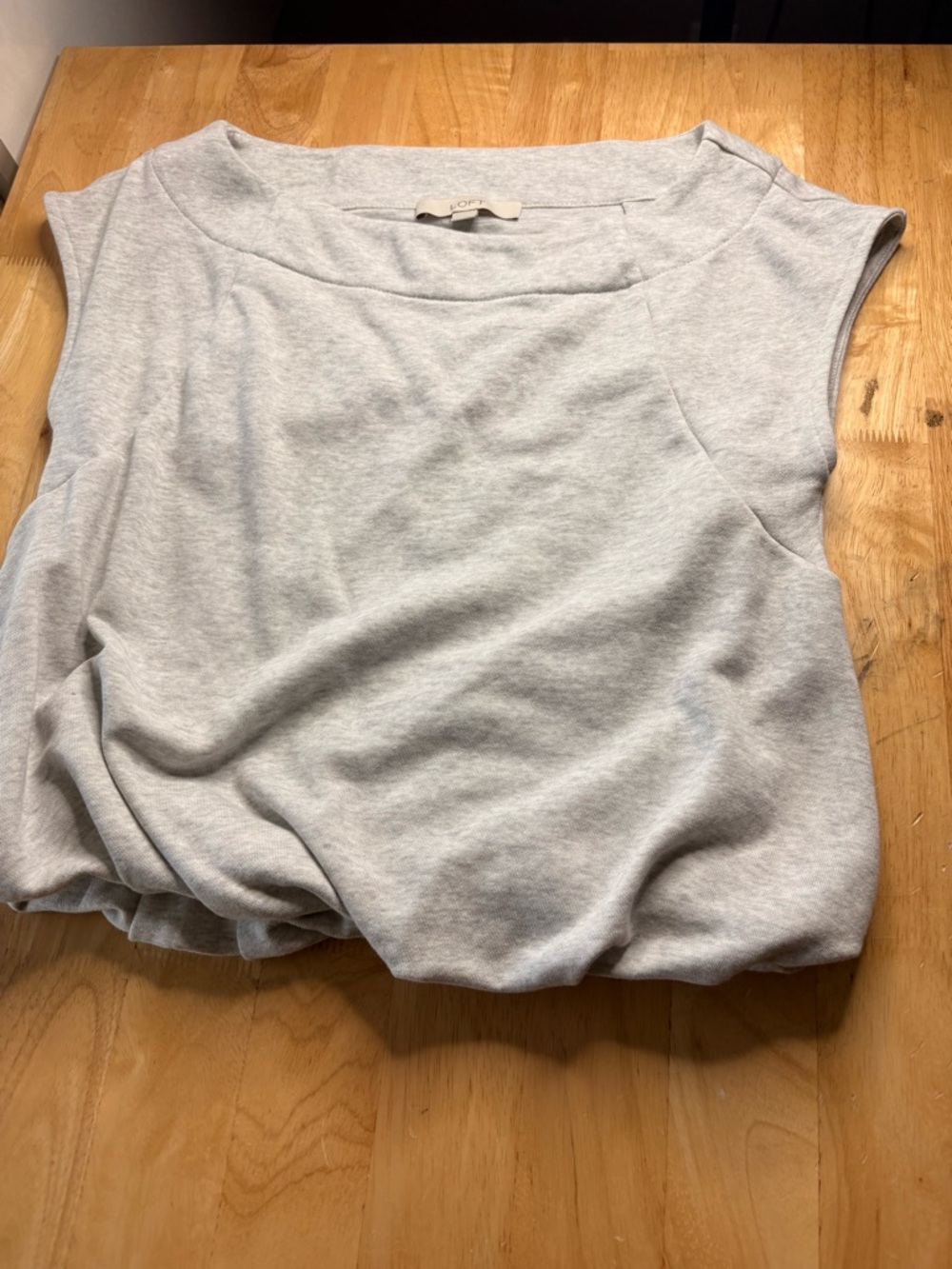 LOFT Light Gray Sleeveless Women’s Top